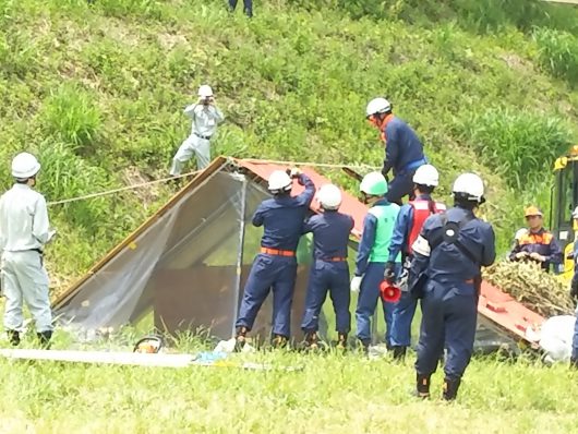 総合水防訓練と鶴連懇親会へ